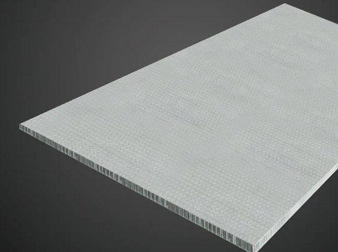 Les distinctions entre les panneaux alvéolaires en aluminium et les panneaux composites en aluminium