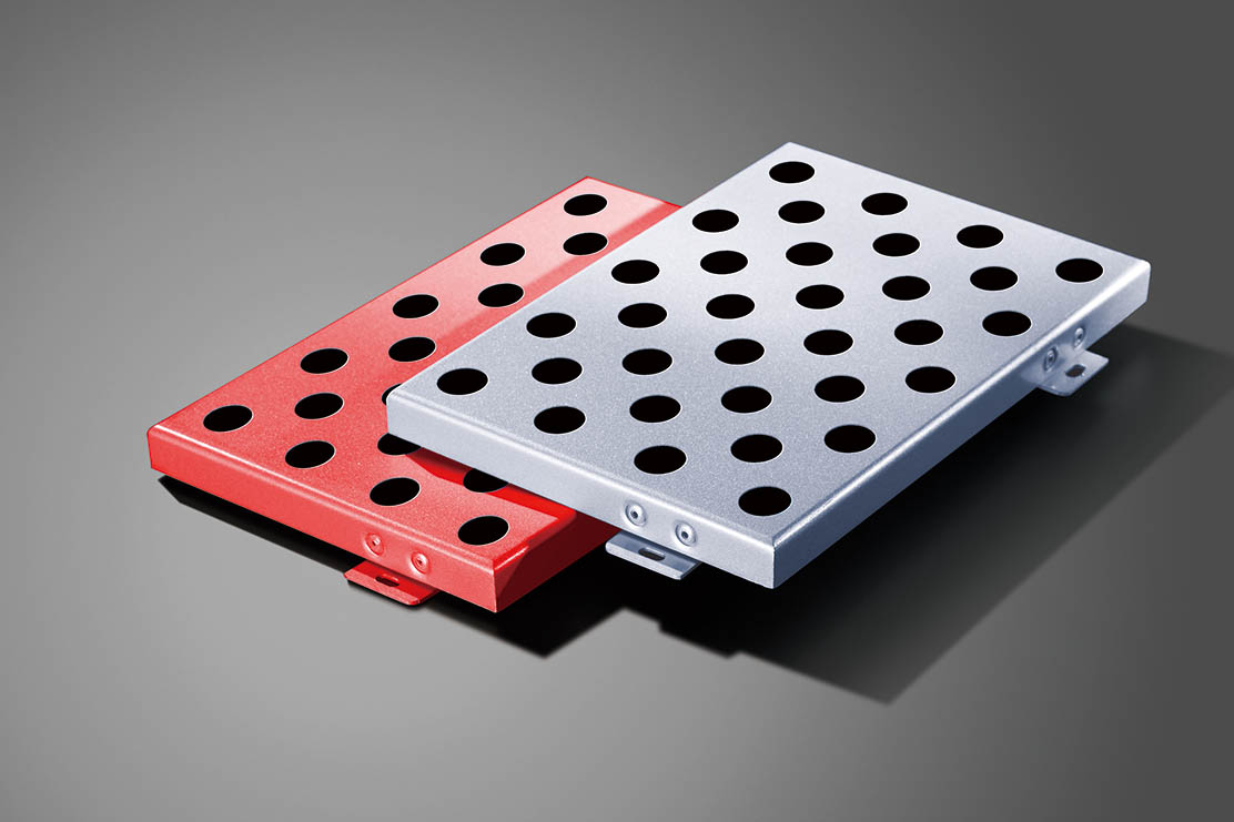 Dix avantages du placage d'aluminium perforé
